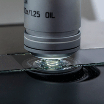 油浸レンズのイメージ